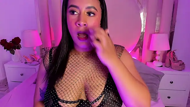 AmyMasson online show from December 2025 03:32:02 PM