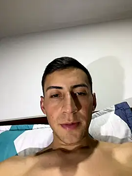 vpn1000 online show from September 2025 02:51:02 AM