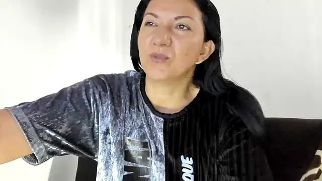 Angelblue  online show from October 2025 02:51:02 PM