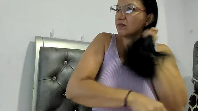 Angelblue  online show from October 2025 12:07:01 PM