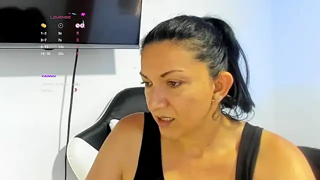 Snapshot of Angelblue_ chatting on April 2026 10:16:02 PM Angelblue online show from April 2026 10:16:02 PM