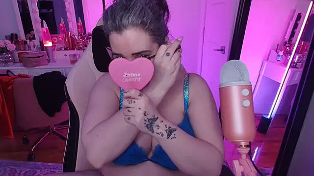 rachelbrooksxx online show from January 2026 06:37:01 PM