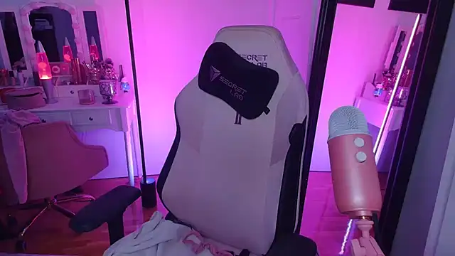 rachelbrooksxx online show from February 2026 06:17:01 PM