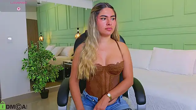 kataliina   online show from April 2026 11:58:01 AM