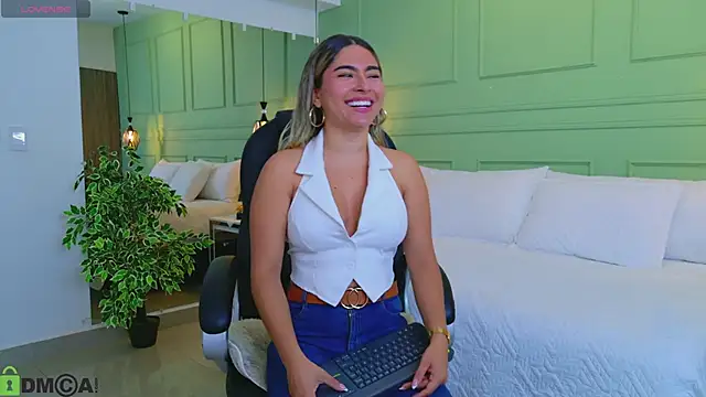 kataliina   online show from April 2026 12:01:02 PM