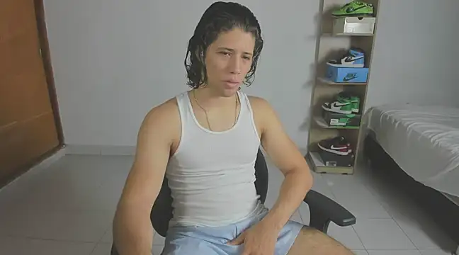 imtonny19 online show from March 2025 12:00:02 AM