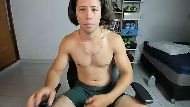 imtonny19 online show from October 2025 02:57:01 PM