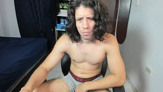 imtonny19 online show from May 2026 02:37:02 AM