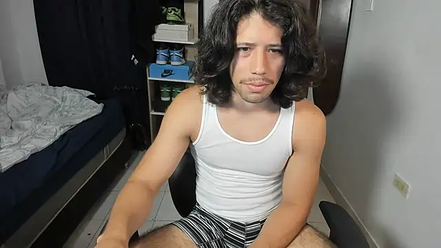 imtonny19 online show from May 2026 01:57:16 AM