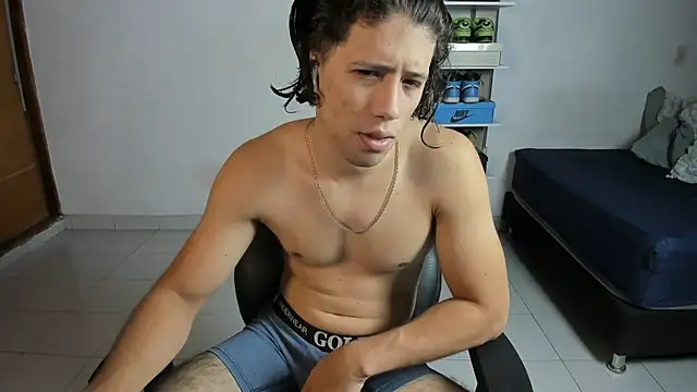 imtonny19 online show from November 2025 11:08:02 PM