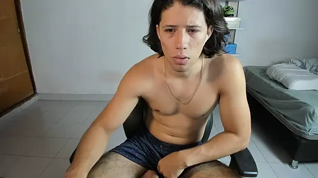 imtonny19 online show from November 2025 02:39:02 PM