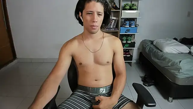 imtonny19 online show from November 2025 02:38:02 AM