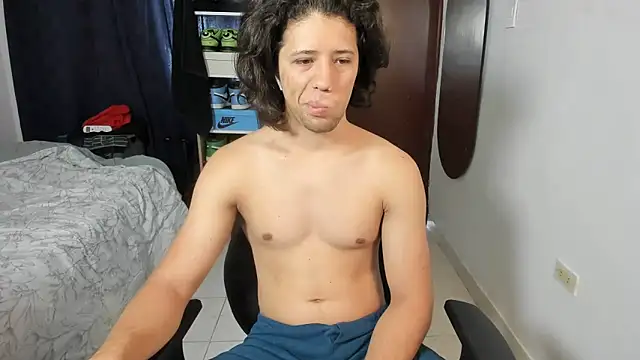 imtonny19 online show from February 2026 04:34:02 PM