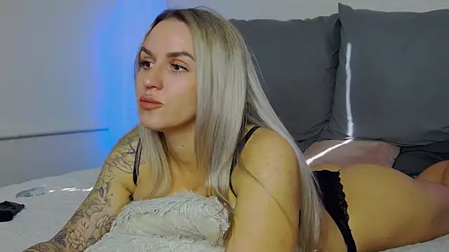 SofiJames online show from November 2025 06:50:02 AM