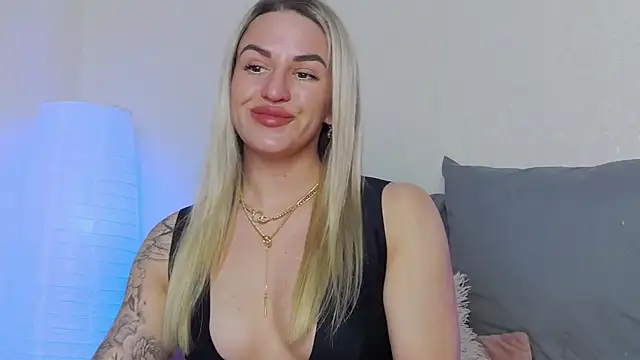 SofiJames online show from March 2025 06:26:02 AM