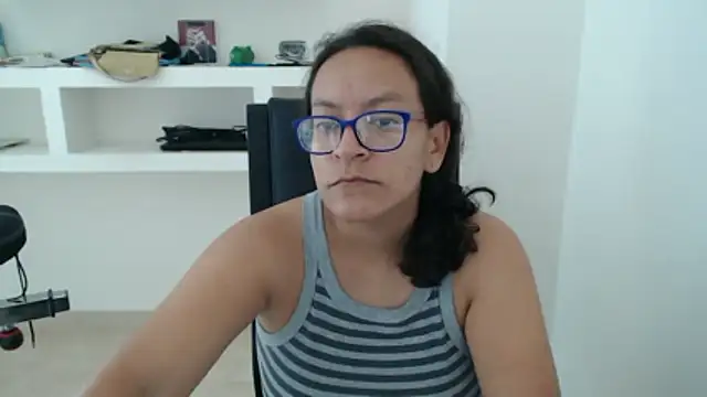 evelin king online show from February 2026 10:31:02 PM