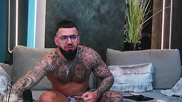 masterkingofmusclee online show from March 2025 06:20:02 AM