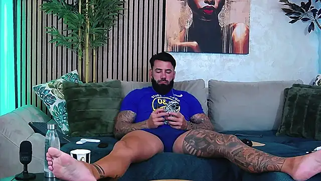 masterkingofmusclee online show from June 2026 07:53:01 AM