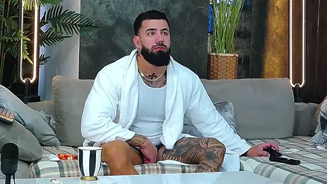 masterkingofmusclee online show from November 2025 09:02:02 AM