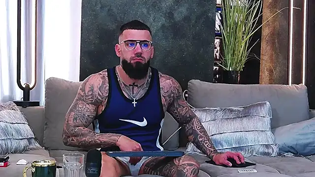 masterkingofmusclee online show from March 2025 08:39:02 AM