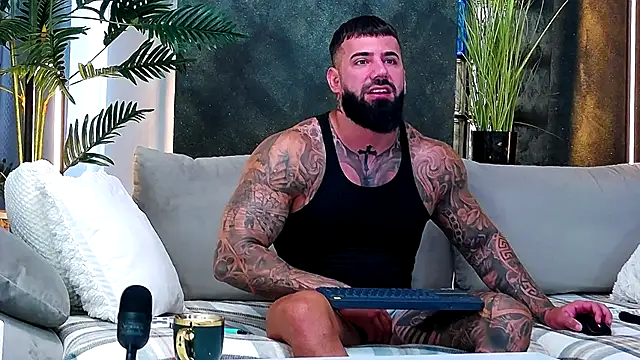 masterkingofmusclee online show from September 2025 07:40:02 AM