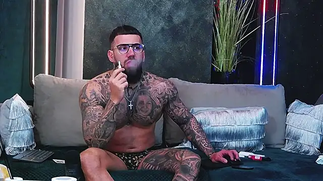 masterkingofmusclee online show from March 2025 09:17:01 PM