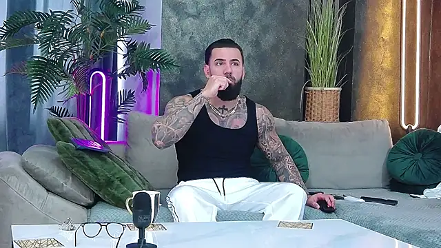 masterkingofmusclee online show from February 2026 07:59:02 AM