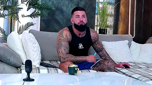 masterkingofmusclee online show from September 2025 08:04:02 AM
