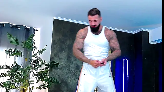 masterkingofmusclee online show from October 2025 06:51:01 AM