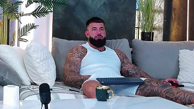 masterkingofmusclee online show from September 2025 07:07:01 AM