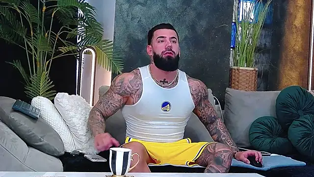 masterkingofmusclee online show from December 2025 07:40:02 AM