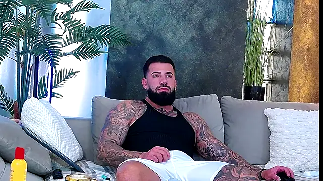 masterkingofmusclee online show from October 2025 10:25:02 AM