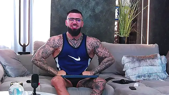 masterkingofmusclee online show from March 2025 07:22:01 AM
