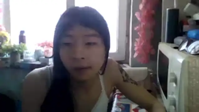 CarlyJoy online show from April 2026 10:22:02 AM