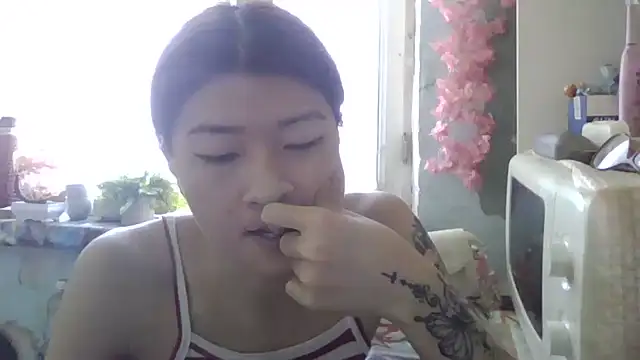 CarlyJoy online show from July 2026 10:26:02 AM