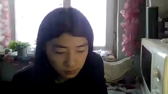 CarlyJoy online show from December 2025 09:33:02 AM