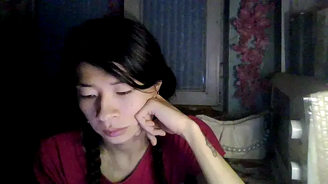 CarlyJoy online show from October 2025 12:49:02 PM