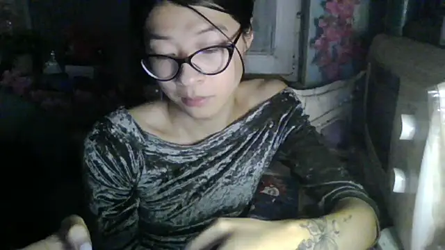 CarlyJoy online show from September 2025 03:37:01 PM