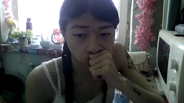 CarlyJoy online show from April 2026 11:16:01 AM