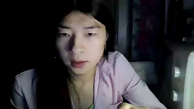 CarlyJoy online show from April 2026 05:09:02 PM