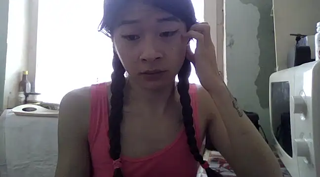 CarlyJoy online show from March 2025 10:51:01 AM