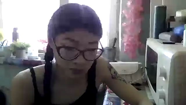 CarlyJoy online show from March 2026 09:10:01 AM