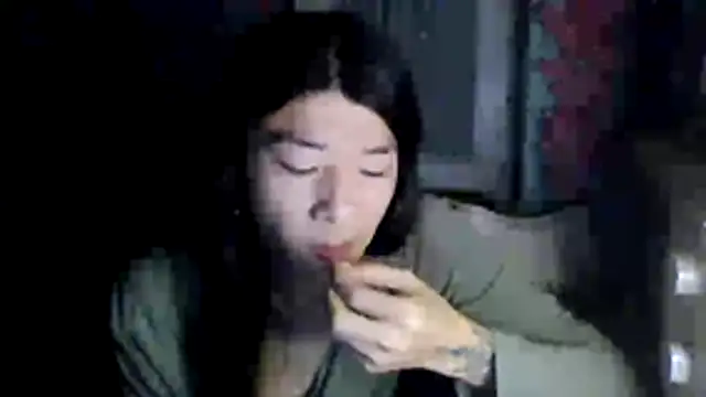 CarlyJoy online show from November 2025 04:40:01 PM