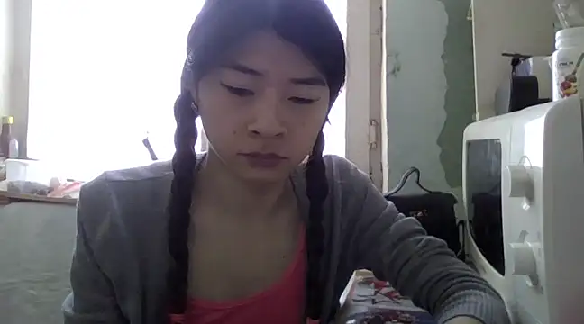 CarlyJoy online show from March 2025 07:44:01 AM