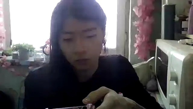 CarlyJoy online show from December 2025 07:51:01 AM