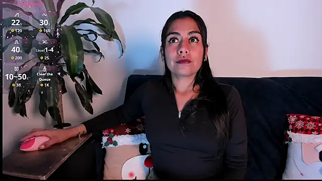 im amber online show from November 2025 01:38:01 AM