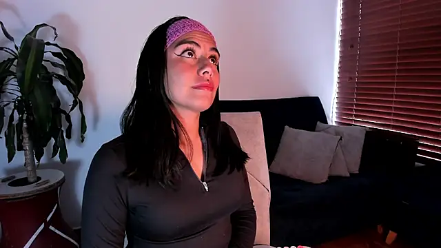 im amber online show from March 2026 01:28:02 PM