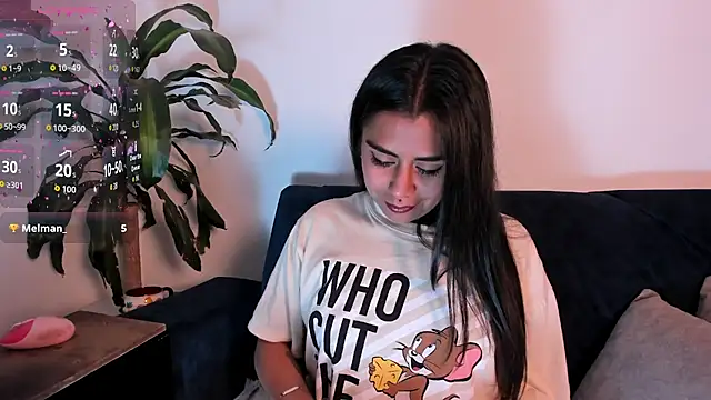 im amber online show from November 2025 03:21:02 AM