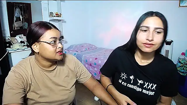 Snapshot of violeta_rous chatting on February 2026 03:03:02 PM violeta rous online show from February 2026 03:03:02 PM