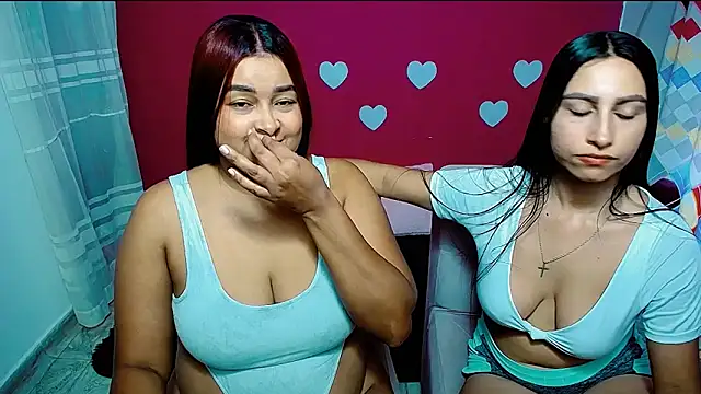 Snapshot of violeta_rous chatting on June 2026 10:04:02 PM violeta rous online show from June 2026 10:04:02 PM